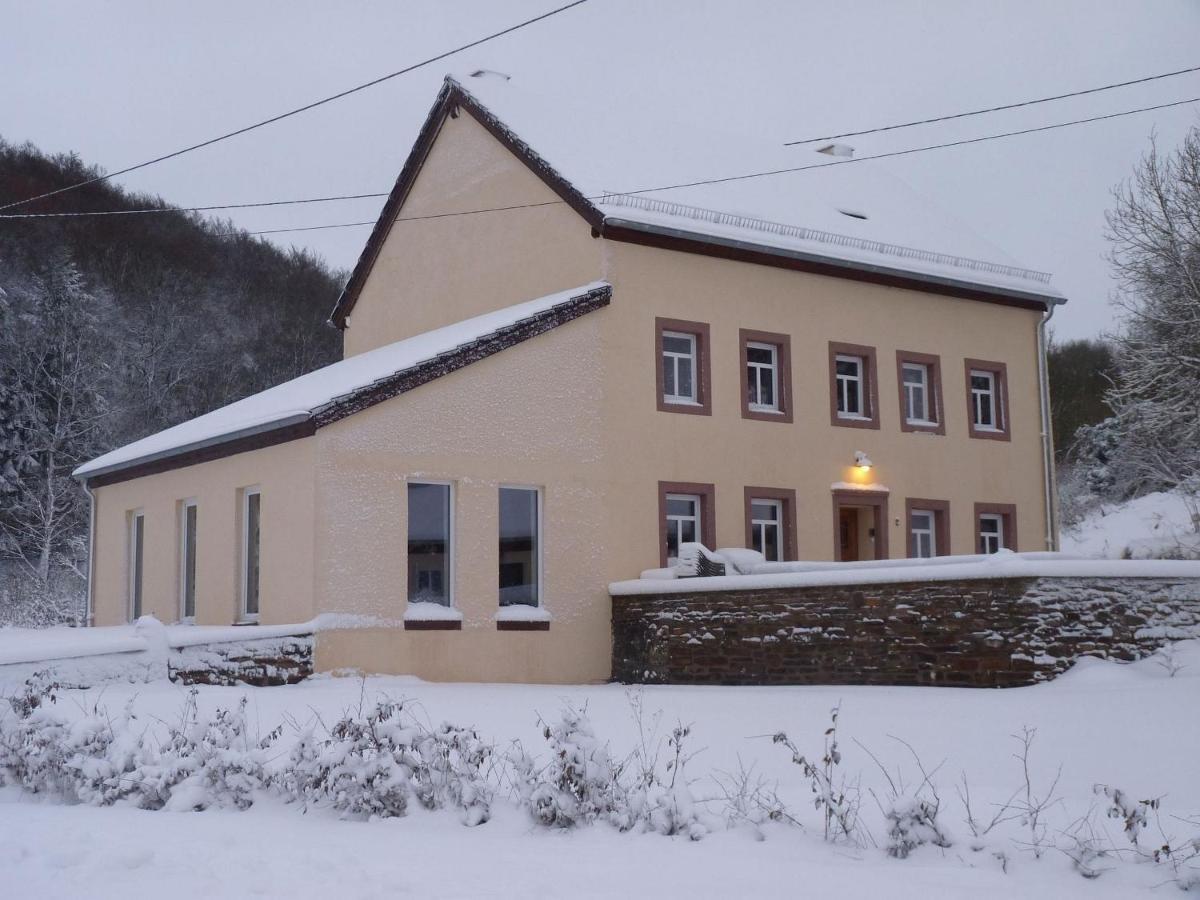 Suedeifel Ferienhaeuser Christian Faust Villa Zweifelscheid Esterno foto