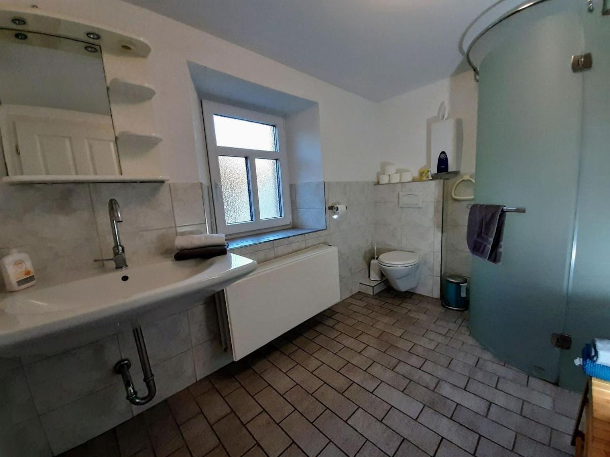 Suedeifel Ferienhaeuser Christian Faust Villa Zweifelscheid Esterno foto